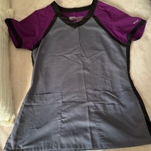Grey's Anatomy Active Scrub Top in Purple and Gray